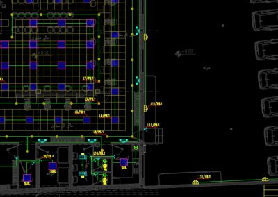 این نقشه مربوط به تاسیسات برق ساختمان بانک 600 متری با پارکینگ است. در این فایل، نقشه کامل تاسیسات برق ساختمان بر اساس استانداردهای سازمان نظام مهندسی ساختمان ایران در نرم افزار اتوکد طراحی شده است. در این فایل CAD تمامی نماهای مورد نیاز در نقشه های برق از جمله نمای جزییات (دیتایل) چاه ارت، حوضچه اتصال زمین، نقشه های برقی پلان های مختلف ترسیم شده است. از جمله نقشه های موجود در این فایل پلان روشنایی طبقه همکف، نیم طبقه و طبقه اول، پلان سیستم های کابل شبکه و کامپیوتر، پلان پریزهای برق، پلان سیستم تلفن، پلان سیستم اعلام حریق، پلان سیستم دوربین مدار بسته، پلان سیستم اعلام سرقت، پلان سیستم صوتی و نوبت دهی، پلان سیستم ارت و دیاگرام تک خطی تابلو های توزیع الکتریکی می باشد. ضمنا در این فایل جدول راهنمای المان های برقی مورد استفاده در نقشه و همچنین صفحه مربوط به توضیحات فنی وجود دارد که می توانید جهت طراحی نقشه های برقی از این موارد استفاده کنید.